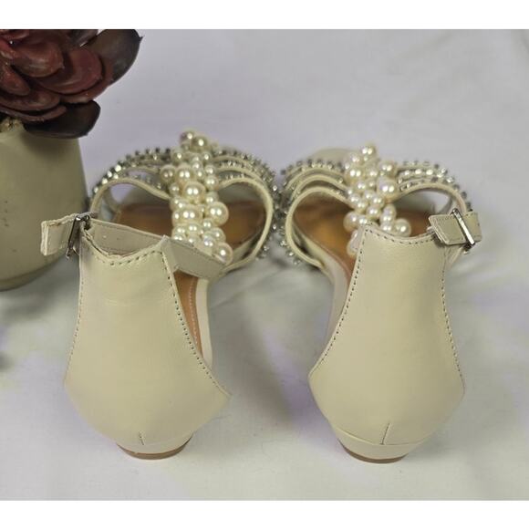Kelsi Dagger Rhinestone and Pearls Sandals Sz 8.5 - Picture 4 of 6